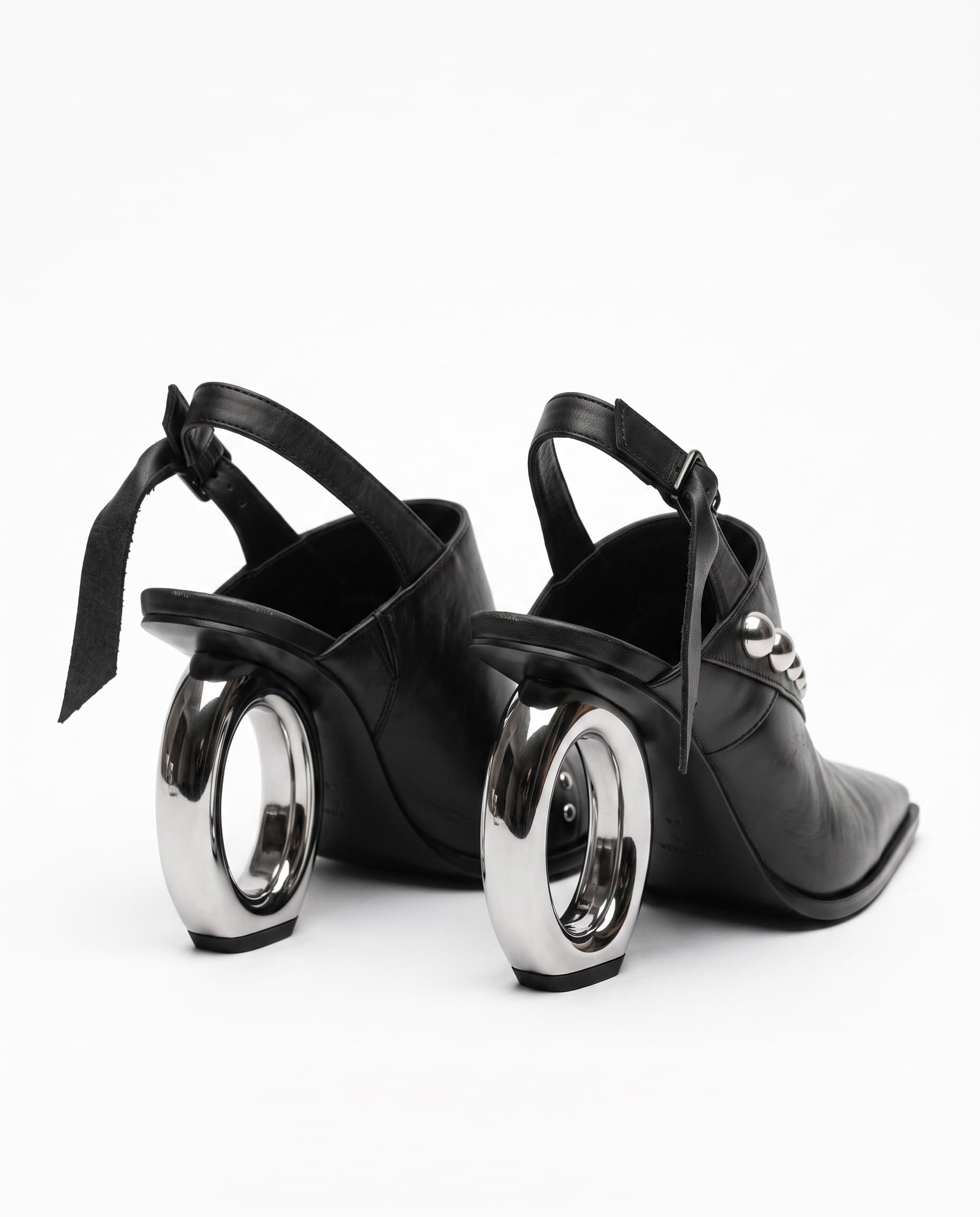 Orbit Heel, view 2