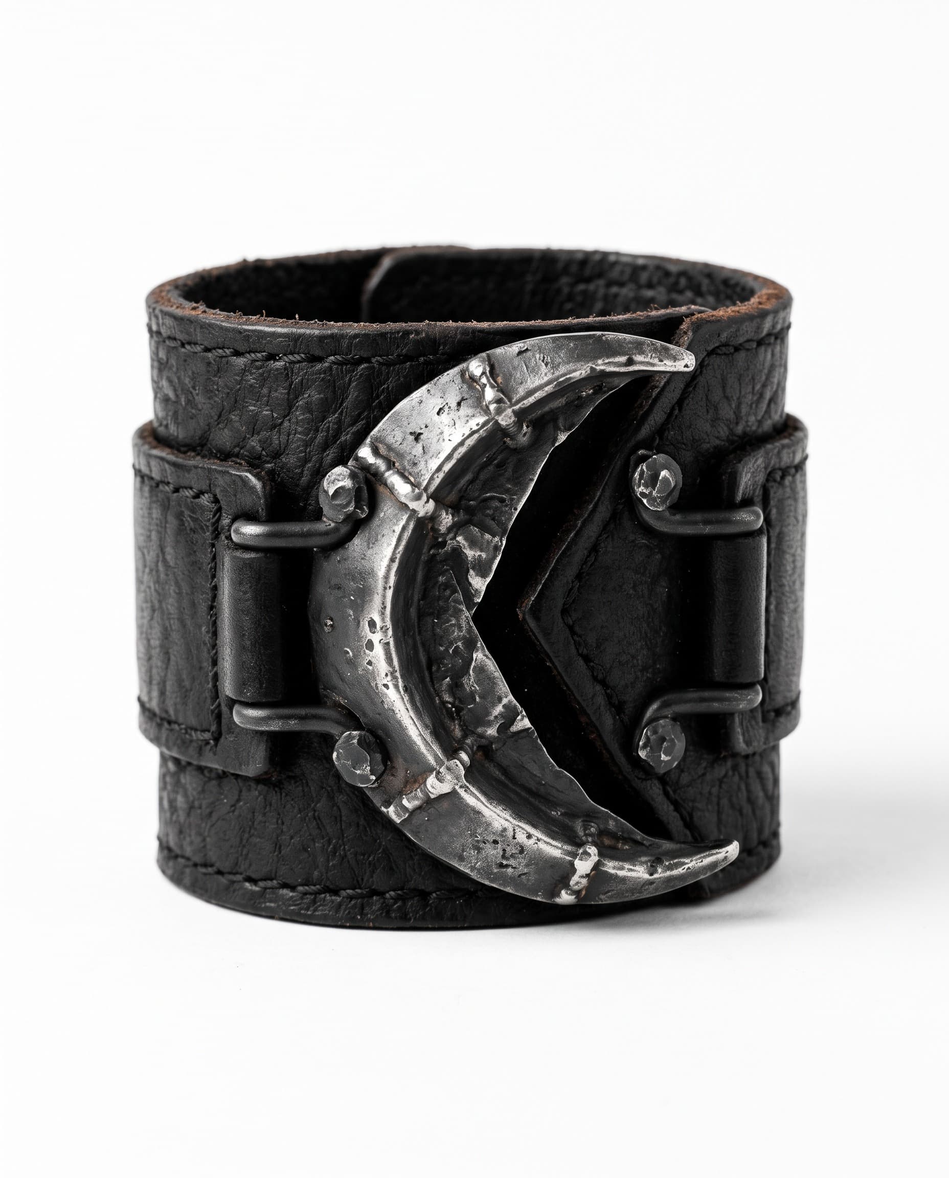 Razor Cuff, view 1
