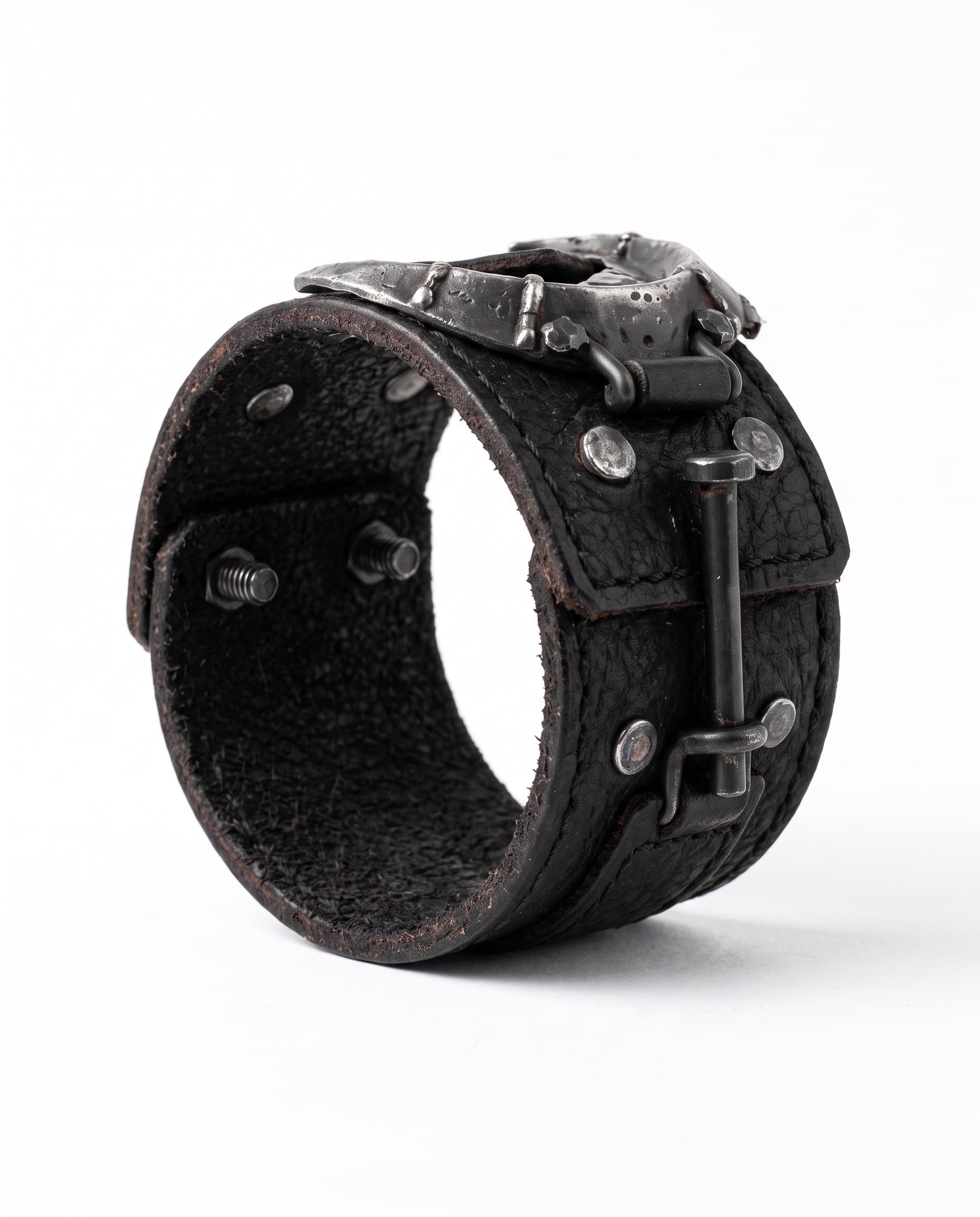 Razor Cuff, view 2